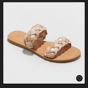NWT Target braid sandal
